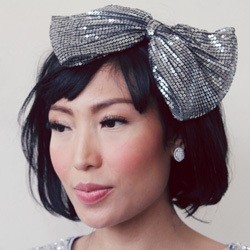 Rambut Pendek Ayu Dewi