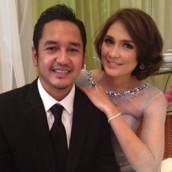 Digosipkan Menikah di Austria, Luna Maya Sewot
