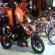 KTM Duke 200 Agresif Sasar Pasar Indonesia Timur