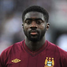 Kolo Toure Pertimbangkan Hijrah ke Prancis