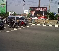 Ada Baliho Bergambar Bupati Sumedang Terkait Pilgub Jateng di Semarang