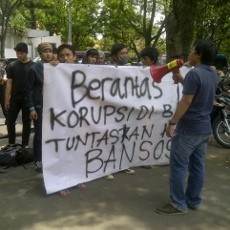 Mahasiswa Nilai Penundaan Sidang Tuntutan Bansos Tak Wajar