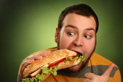 Sarapan dengan Lemak Sama Saja Pasang Bom Waktu di Jantung