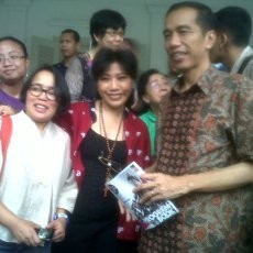 Anne Avantie Daulat Jokowi Jadi Model di Jakarta Fashion Week