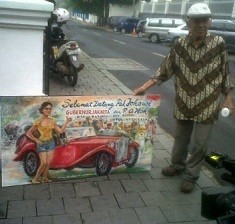 Naik Kereta, Kakek Sutanto Bawa Lukisan ke Rumah Jokowi