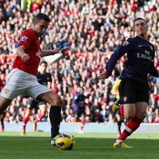 Van Persie Jebol Gawang Arsenal, Apa Komentar Wenger?