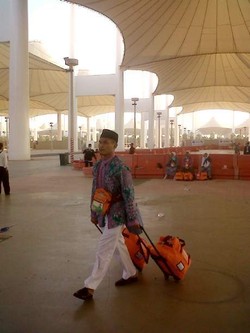 Bisa Pulang Cepat dengan Mutasi Kloter Haji