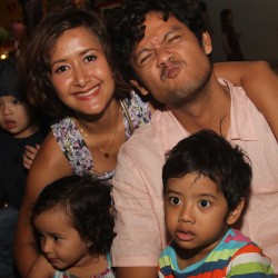 Makin Sibuk, Widi B3 Diprotes Anak