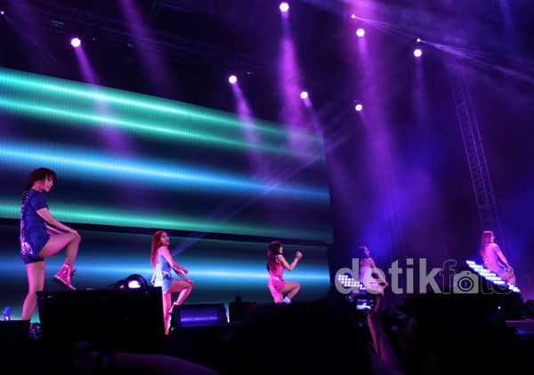 Wonderful Concert dari Wonder Girls