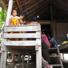 Keharmonisan 4 Suku dan Adat Sundrang di Pulau Sepanjang