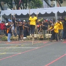 Ngaragaji Awi hingga Manggul Beas Diperlombakan pada Ootrad Unpad