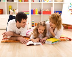 Bantu Si Kecil Mengerjakan Pekerjaan Rumah dengan 7 Cara Ini