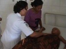 Lukanya Parah, 2 Bocah Korban Kebrutalan Pria Sakit Jiwa Dibawa ke Medan