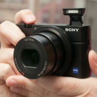 Kamera Sony RX100 Sabet Inovasi Terbaik 2012