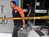 Rampok Bersenpi Beraksi di Pegadaian