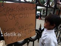 Jokowi Didemo Siswa SD