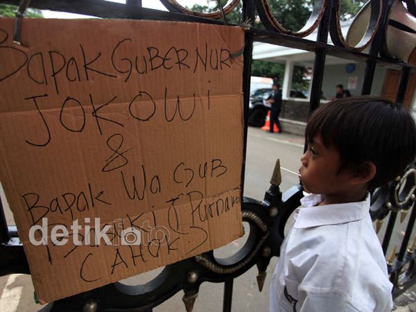 Jokowi Didemo Siswa SD