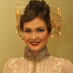 Ini Jawaban Luna Maya Soal Gosip Pernikahannya