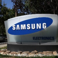 Samsung akan Permak Logo?
