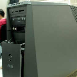 Ini Dia PC Gaming Pelahap Semua Game