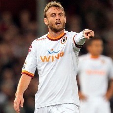 Roma Siap Pertimbangkan Tawaran untuk De Rossi