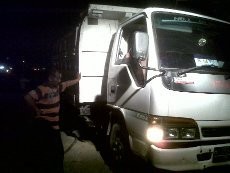 Truk Terguling di Rel, 2 Kereta Sempat Tertahan di Semarang