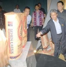 Semen Gresik Revisi Target Produksi Pabrik Tuban IV