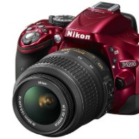 Nikon D5200 Resmi Melenggang