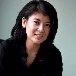 Sigi Wimala Jadi Model Karena Coba-coba