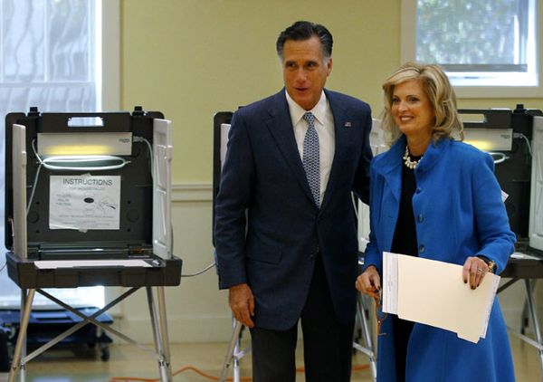 Romney Gunakan Hak Pilihnya
