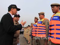 Jokowi Pimpin Apel Siaga Banjir