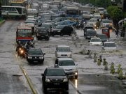 Kesemrawutan Lalu Lintas Kantor Walikota Jaktim