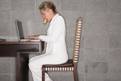 Sering Duduk Berjam-jam? Olahraga Saja Tak Cukup Tingkatkan Kesehatan