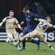 PSG Bungkam Dinamo 4-0