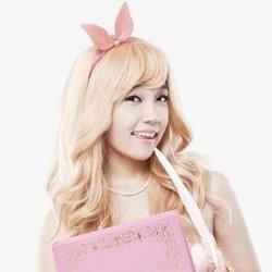 Tampil di Legally Blonde, Eunji A Pink Dibantu Jessica SNSD