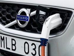 Volvo Persingkat Pengisian Mobil Listrik Jadi 1,5 Jam 