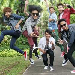 Gaya Seru-seruan Personel SM*SH