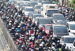  Honda Turun, Yang Lain Naik