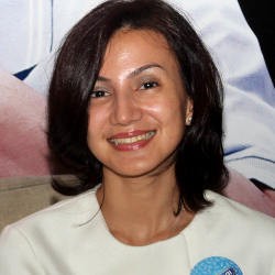 Resmi Cerai, Wanda Hamidah dan Mantan Suami Asuh Anak Bareng