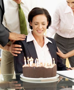 Ini Dia 10 Trik Mengatasi Godaan Diet di Kantor! (2)