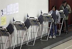 e-Voting Memang Canggih, Tapi...