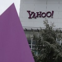 Mobile Blog, Korban Pertama Bos Cantik Yahoo