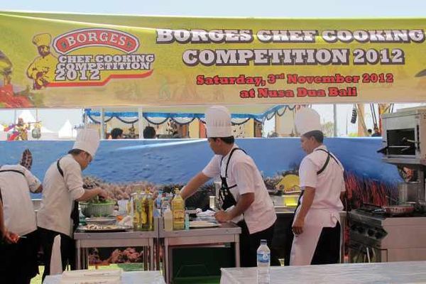 Meriahnya Borges Chef Cooking Competition 2012 di Bali