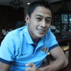 Bola Plastik dan Uang Rp 350 ribu Antar Samsul Arif ke Timnas