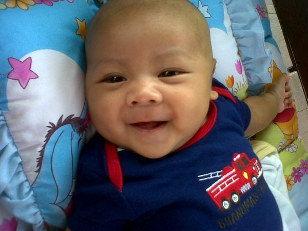 Refadly Zakky Siswanto, 5 Bulan, Lelaki