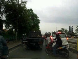  Kadishub: Betonisasi di Jl Raya Bekasi Kelar Desember 