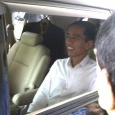 Jokowi Sowan ke Kejati DKI, Minta Pencerahan Soal Tender & Kontrak