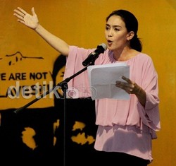 Rieke Belum Sekelas Jokowi