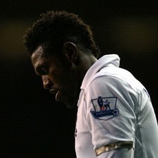 Spurs Takkan Lepas Adebayor