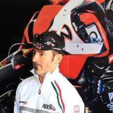 Max Biaggi Pensiun Membalap